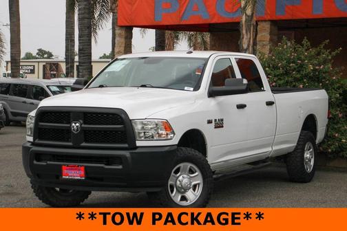 2017 RAM 2500 Tradesman Crew Cab 4x4 8' Box