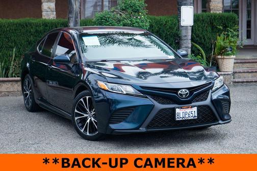 Galactic Aqua Mica 2019 Toyota Camry SE