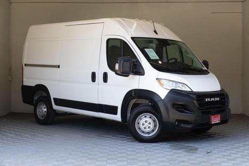Bright White Clearcoat 2023 RAM ProMaster 1500 Base