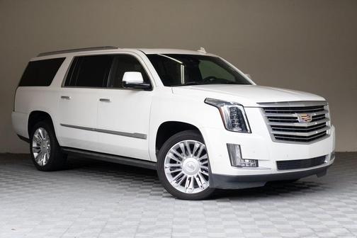 2017 Cadillac Escalade ESV Platinum