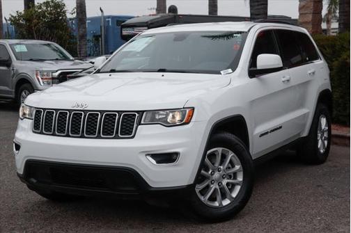2021 Jeep Grand Cherokee Laredo