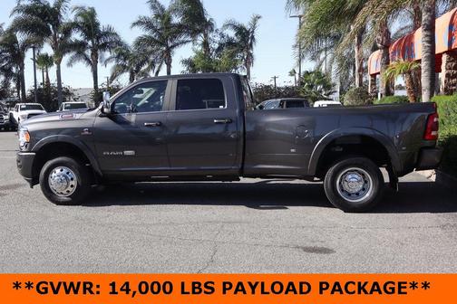 Granite Crystal Metallic Clearcoat 2022 RAM 3500 Longhorn