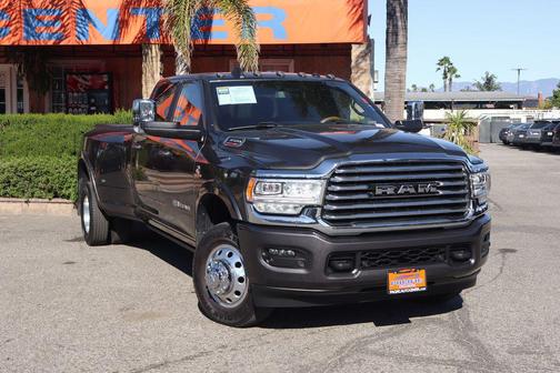 Granite Crystal Metallic Clearcoat 2022 RAM 3500 Longhorn