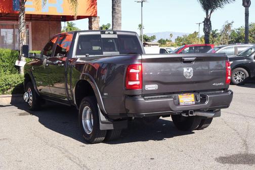 Granite Crystal Metallic Clearcoat 2022 RAM 3500 Longhorn