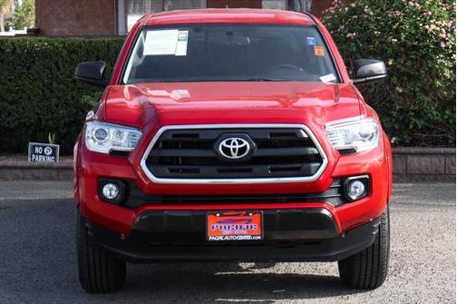 2017 Toyota Tacoma SR5