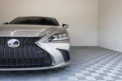 2019 Lexus ES 350 Base