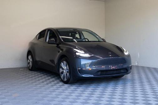 2024 Tesla Model Y Long Range Dual Motor All-Wheel Drive