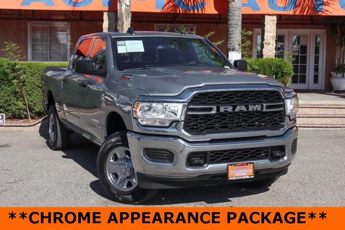 2022 RAM 2500 Tradesman Crew Cab 4x4 6'4' Box