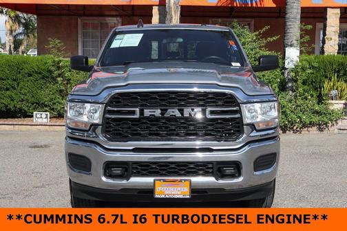 2022 RAM 2500 Tradesman Crew Cab 4x4 6'4' Box