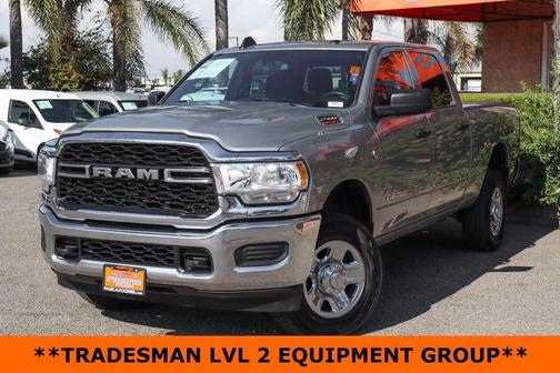 2022 RAM 2500 Tradesman Crew Cab 4x4 6'4' Box