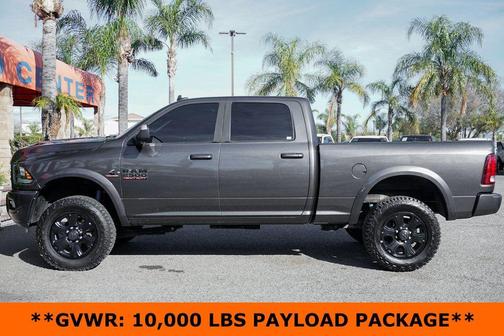 2017 RAM 2500 Laramie Crew Cab 4x4 6'4' Box