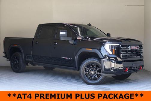 Onyx Black 2024 GMC Sierra 2500 AT4