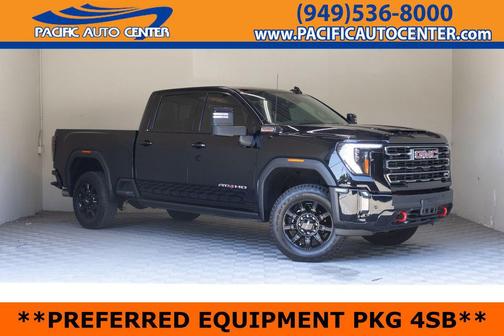 Onyx Black 2024 GMC Sierra 2500 AT4