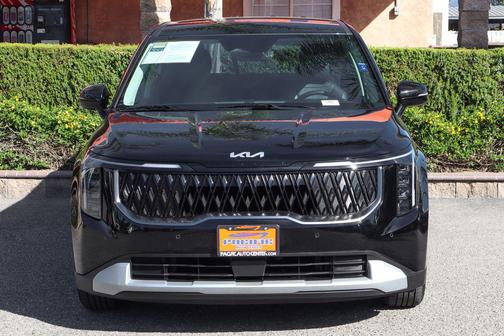 2025 Kia Carnival LXS