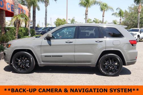 Sting-Gray Clearcoat 2021 Jeep Grand Cherokee Laredo