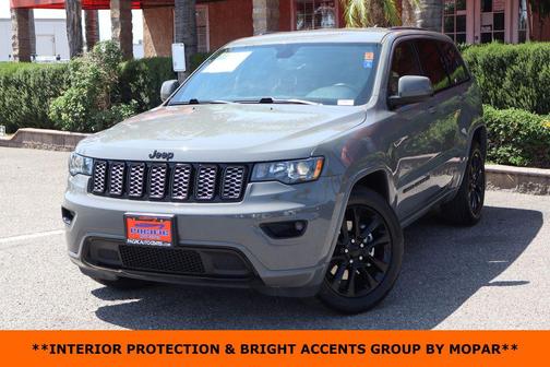 Sting-Gray Clearcoat 2021 Jeep Grand Cherokee Laredo