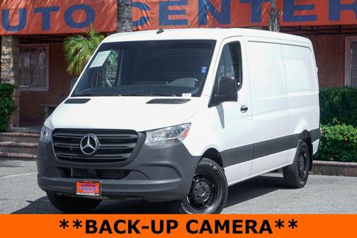 White 2024 Mercedes-Benz Sprinter 2500 Cargo 144 WB