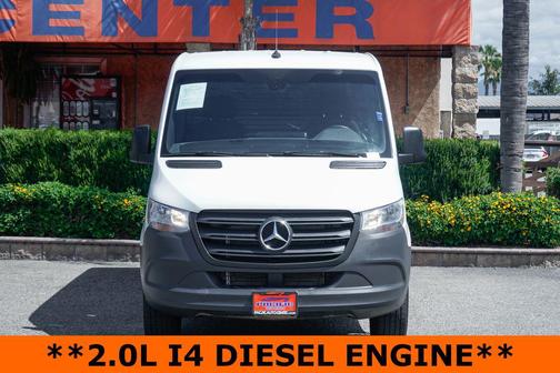 White 2024 Mercedes-Benz Sprinter 2500 Cargo 144 WB