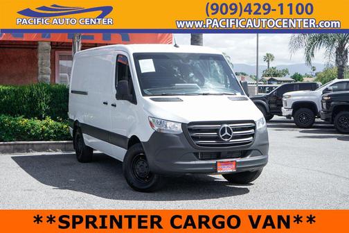 White 2024 Mercedes-Benz Sprinter 2500 Cargo 144 WB