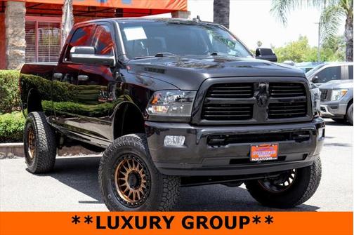 2017 RAM 2500 Big Horn Crew Cab 4x4 6'4' Box