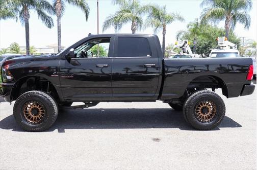 2017 RAM 2500 Big Horn Crew Cab 4x4 6'4' Box