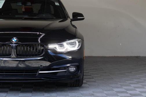 2018 BMW 330e iPerformance