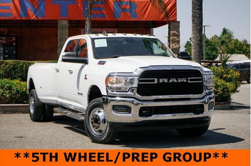 2019 RAM 3500 Big Horn Crew Cab 4x4 8' Box