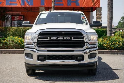 2019 RAM 3500 Big Horn Crew Cab 4x4 8' Box