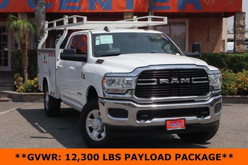 2021 RAM 3500 Big Horn Crew Cab 4x4 8' Box