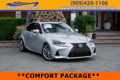 2018 Lexus IS 300 Base