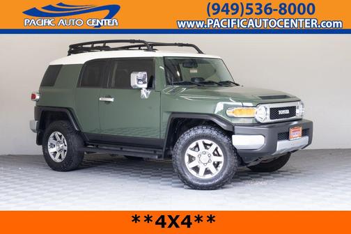 2014 Toyota FJ Cruiser Base