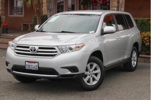 2012 Toyota Highlander SE