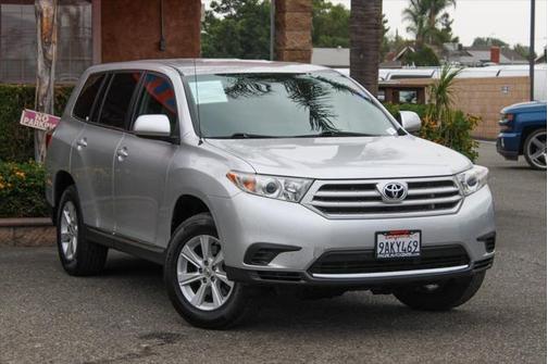 2012 Toyota Highlander SE