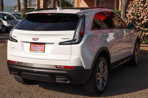 2023 Cadillac XT4 Sport