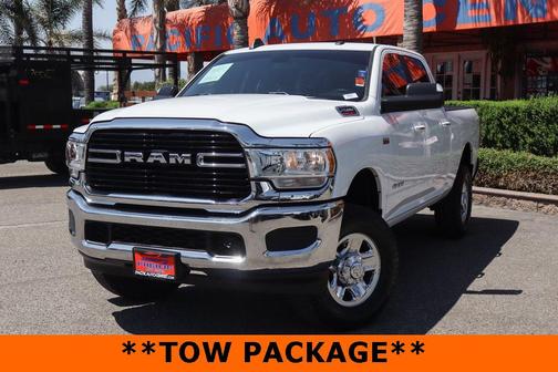 2019 RAM 2500 Big Horn Crew Cab 4x4 6'4' Box