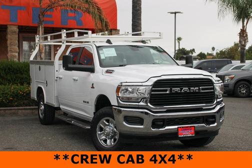 2021 RAM 3500 Big Horn Crew Cab 4x4 8' Box