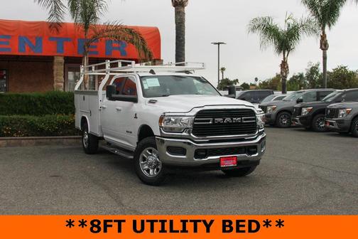 2021 RAM 3500 Big Horn Crew Cab 4x4 8' Box