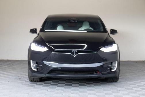 2017 Tesla Model X 90D