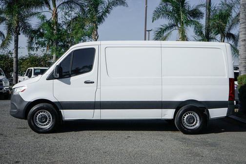 2022 Mercedes-Benz Sprinter 1500 Standard Roof I4