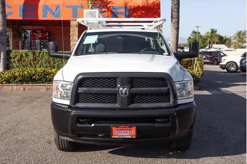 2017 RAM 2500 Tradesman Regular Cab 4x4 8' Box