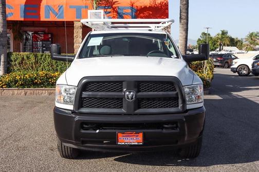 2017 RAM 2500 Tradesman Regular Cab 4x4 8' Box