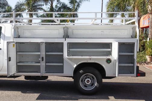 2022 GMC Sierra 3500 Base