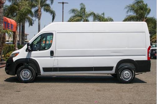 2025 RAM ProMaster 2500 Tradesman