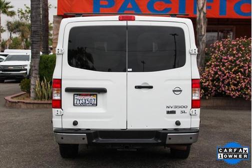 2016 Nissan NV Passenger NV3500 HD SL V8