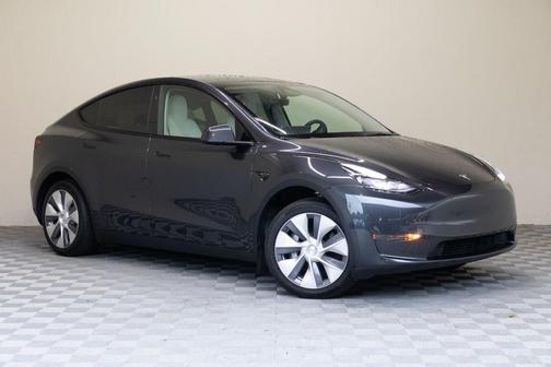 2024 Tesla Model Y Long Range Dual Motor All-Wheel Drive