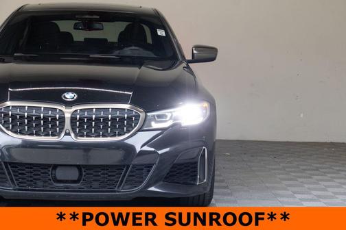 Black Sapphire Metallic 2020 BMW M340 M340i