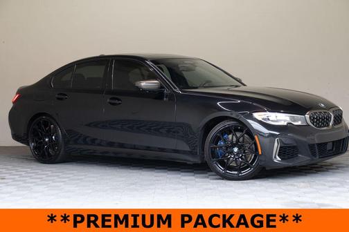 Black Sapphire Metallic 2020 BMW M340 M340i