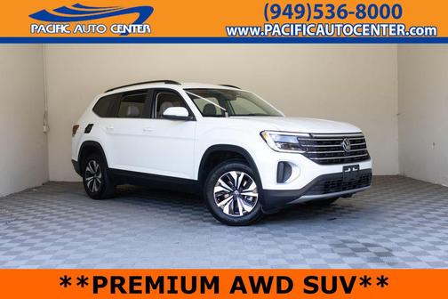 Pure White 2024 Volkswagen Atlas 2.0T SE