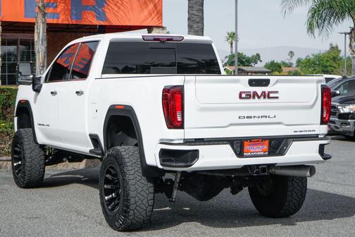 2022 GMC Sierra 2500 Denali