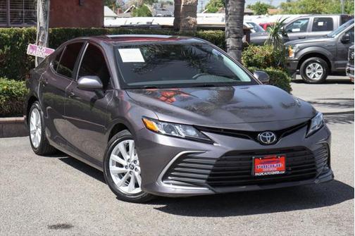 2022 Toyota Camry LE
